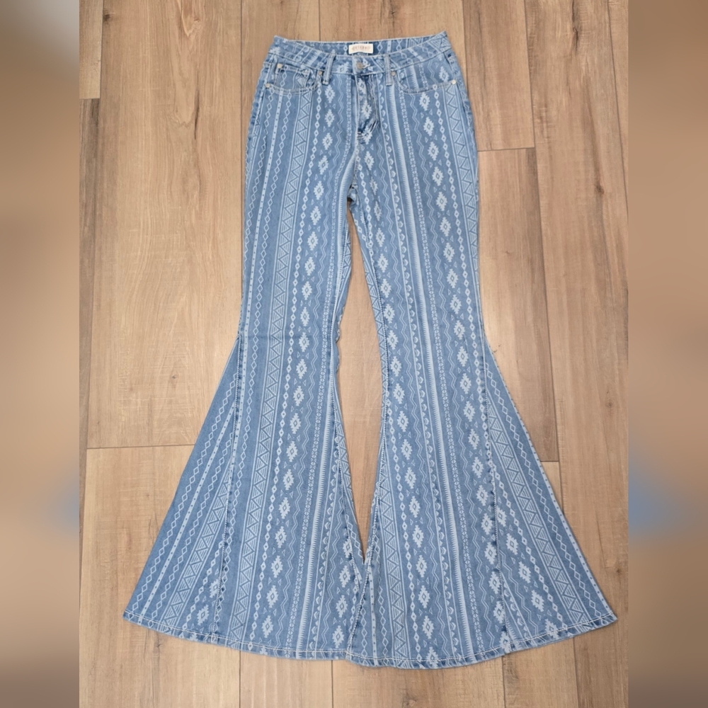 Shyanne High Rise Flare Bell Bottom Striped Jeans Size 30 Long - Picture 2 of 6